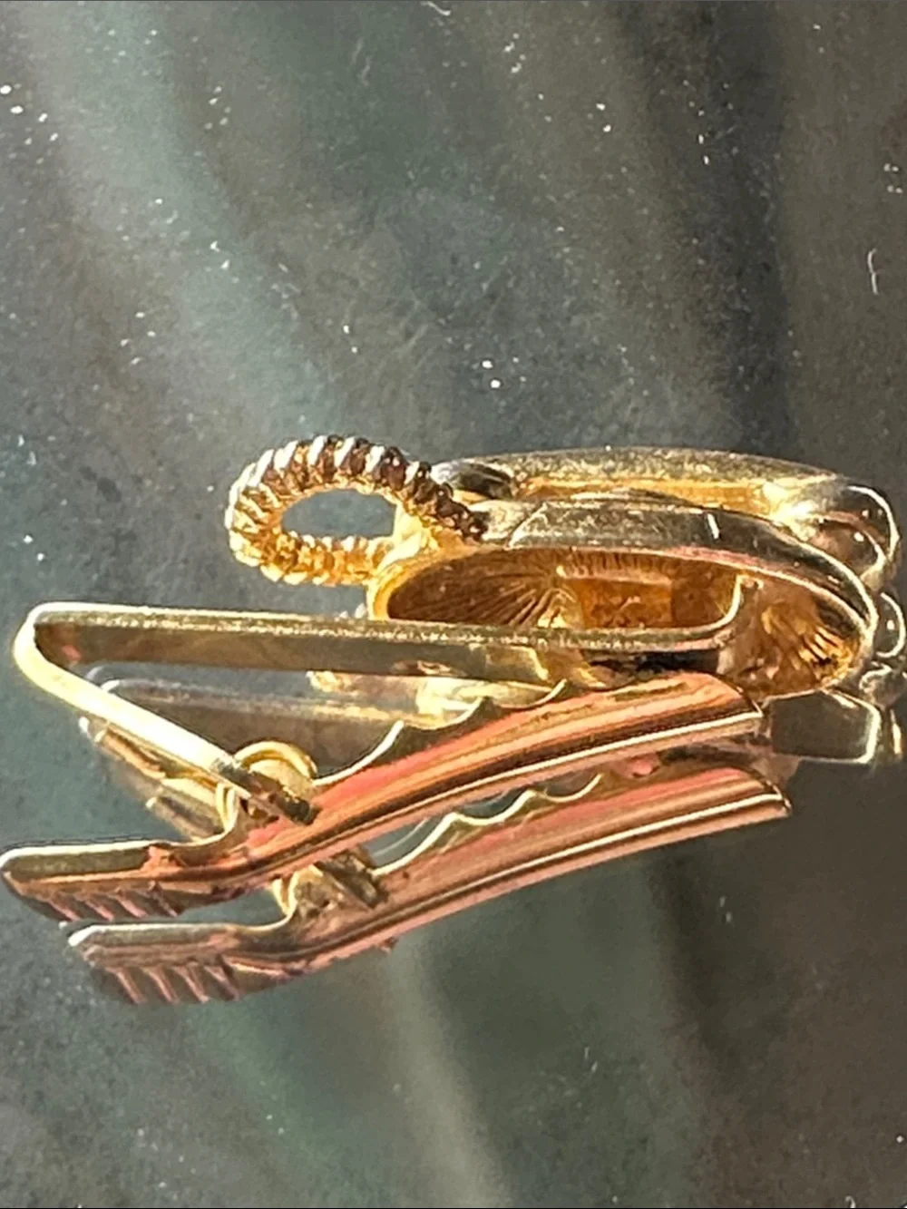 Vintage 60s gold tone rotary landline telephone tie clip